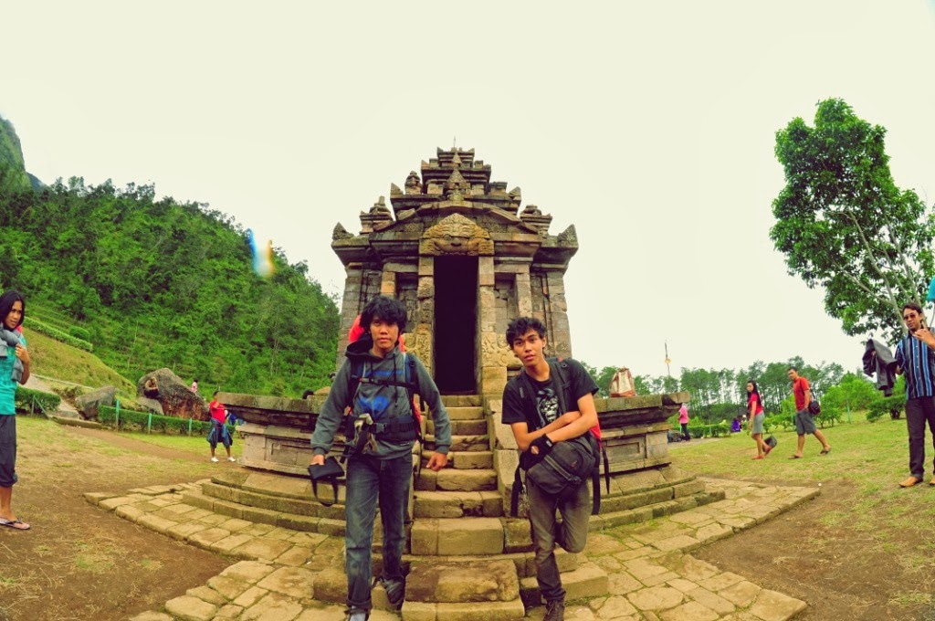 Candi Gedong Songo Ungaran