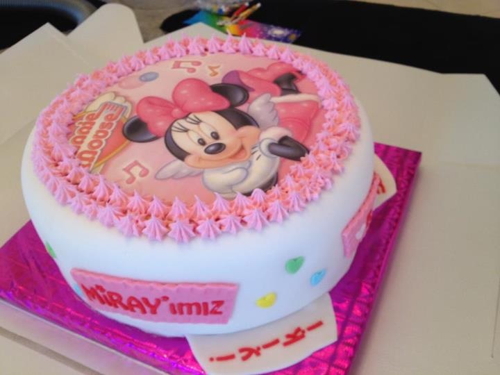 SEVGİYLE PASTA Minnie Mouse Resimli Pasta