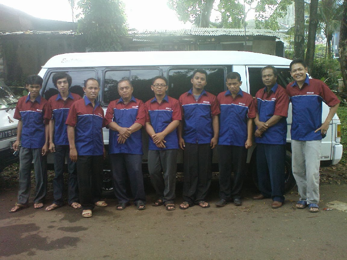 SEBAGIAN DRIVER SCHOOL BUS KAMI