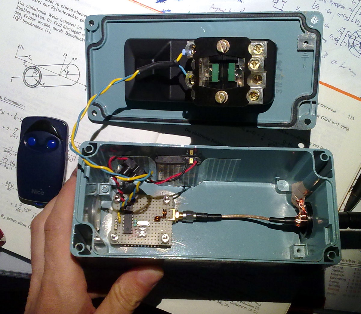 Yetifrisstlama The serious garage door opener