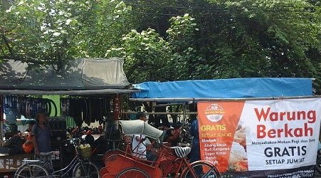 Peduli Terhadap Dhuafa, Yayasan Ini Buka Warung Gratis Setiap Hari Jum’at