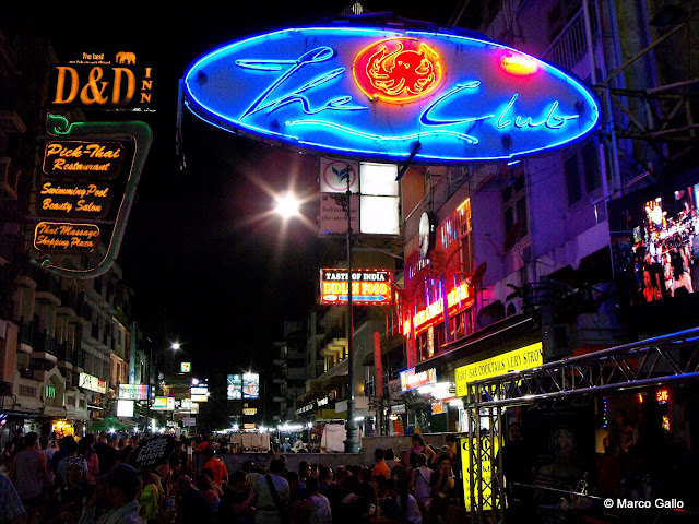 KHAO SAN ROAD, BANGKOK. TAILANDIA