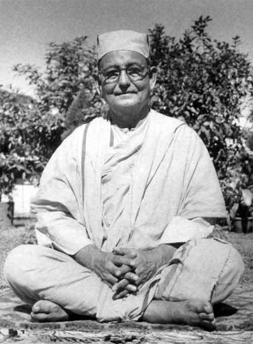 Swami Yatiswarananda Quotes - A Collection of Teachings and Thoughts of Swami Yatiswarananda | Hindu Blog