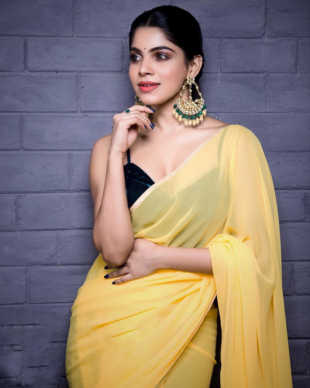 Best 150+ Beautiful Indian Actress and Models High ...