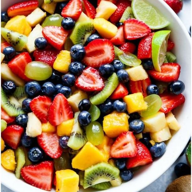 طريقة عمل سلطة الفواكه سلطة الفواكه