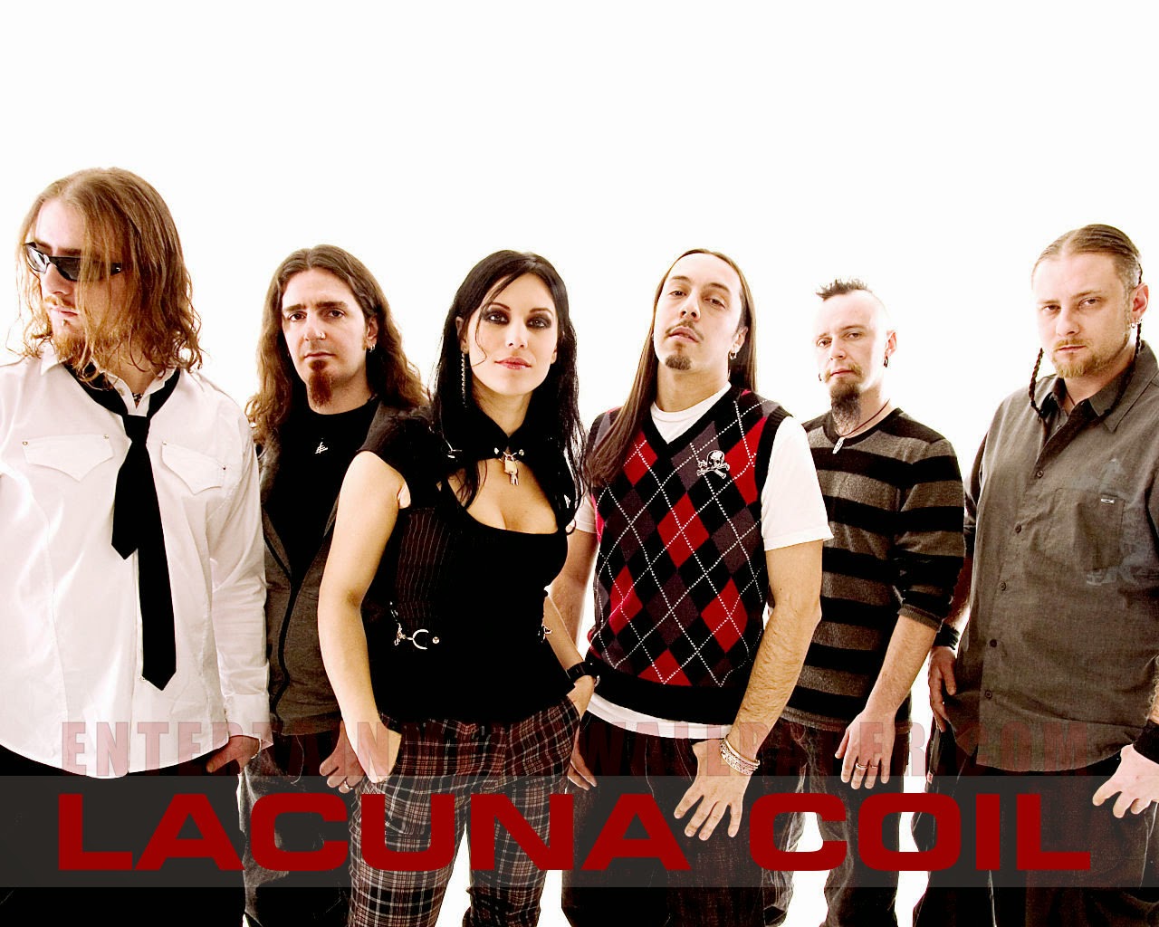 Lacuna Coil is an Italian metal band from Milan. Since their formation in 1994, the group has had two name changes, being previously known as Sleep of Right and Ethereal. http://www.jinglejanglejungle.net/2015/02/eu4.html #LacunaCoil