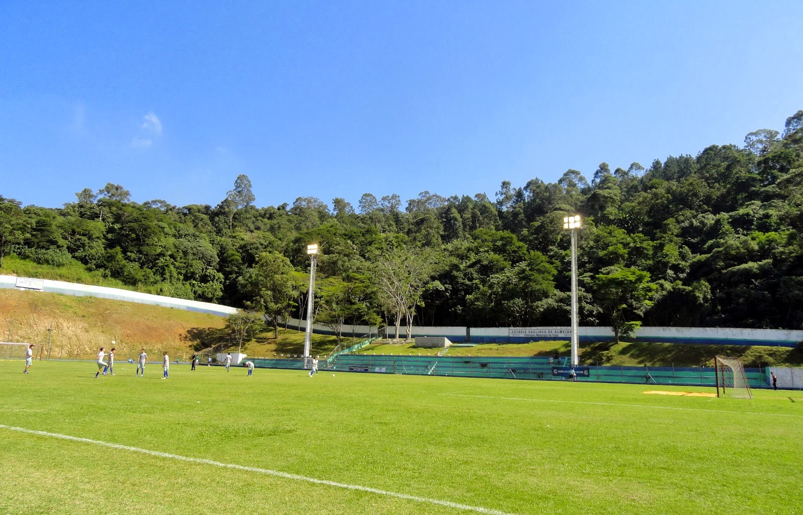 Depois de dois anos, a bola vai rolar no Campeonato Municipal de Futebol  Cotia 2022