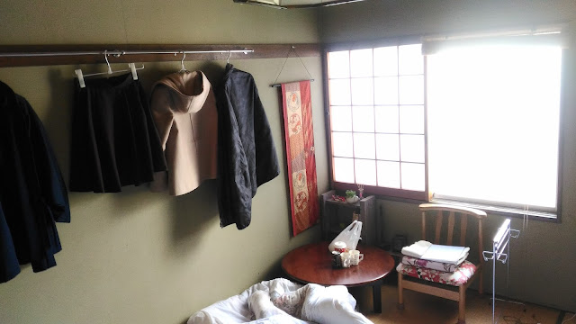 La chambre est simple mais typique japonaise