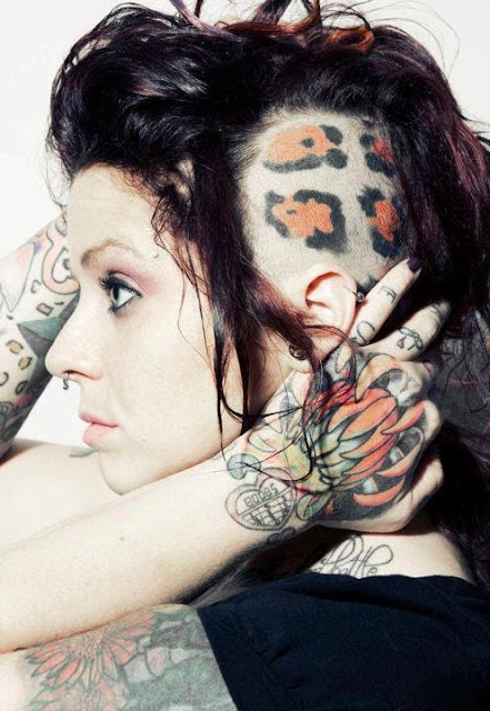 Tatuaje en la cabeza para mujeres
