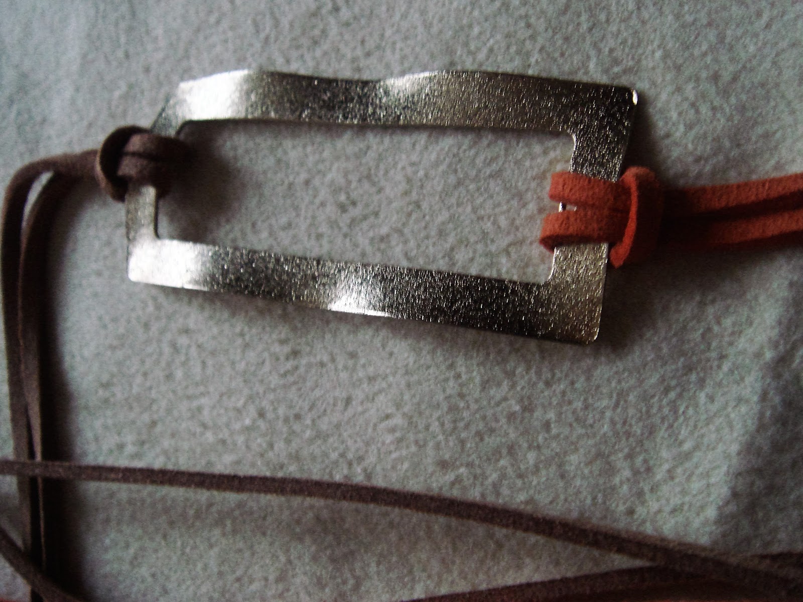 ネックレスのパーツと革紐を使って即席！オリジナル帯締め、帯留め|50