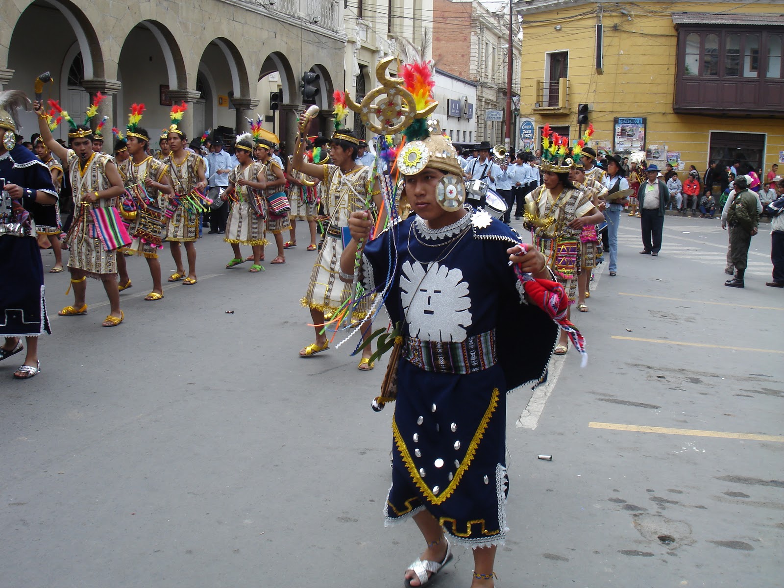 A_TODOCULTURA: DANZA DE LOS INCAS: COLEGIO 