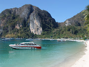 Phi Phi Island, ThailandTravel Guide (phi phi islands)