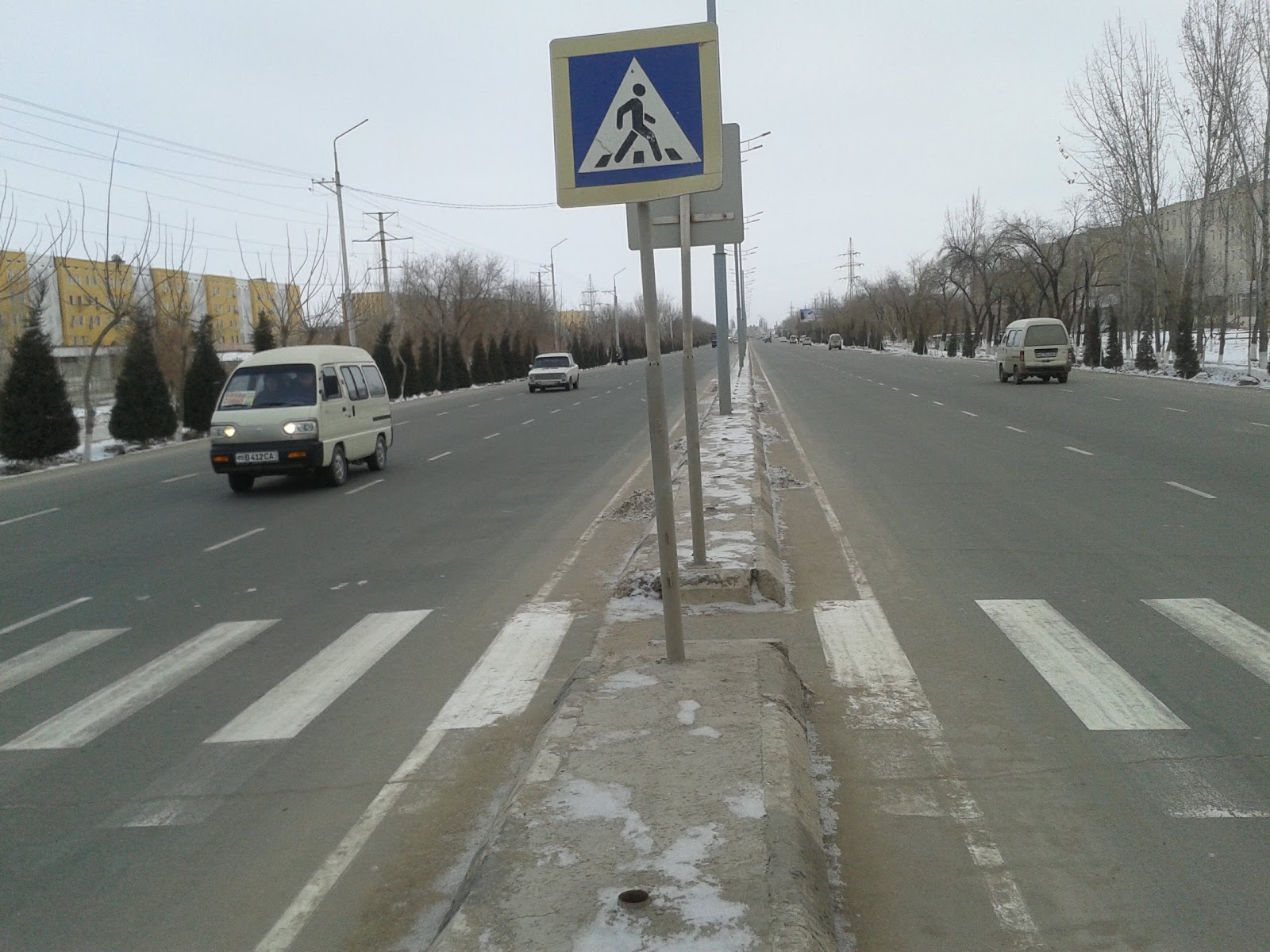 шоссе главная дорога. турткульское шоссе 108 поворот. трасса кола хибины. знаки дорожного движения главная дорога. нукус турткульское шоссе.