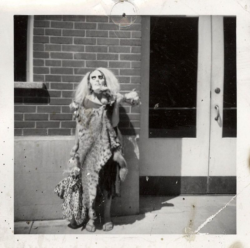 42 Vintage Snapshots of Freaky Halloween Costumes That Give You a