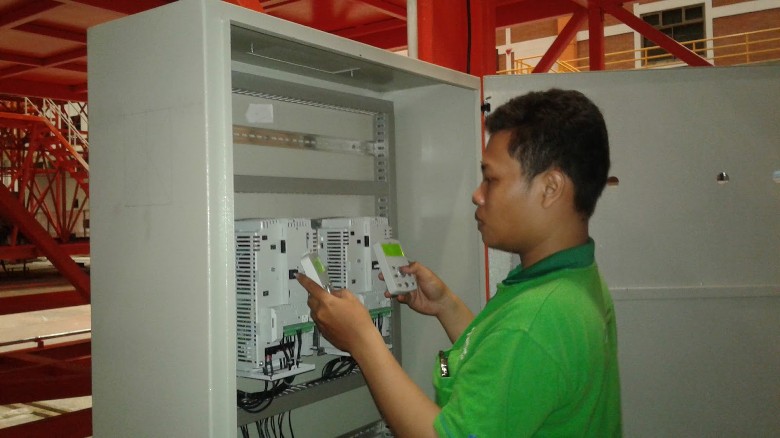 INVERTER untuk Semua jenis Pompa PDAM dan semua Industri PT.Dynagear