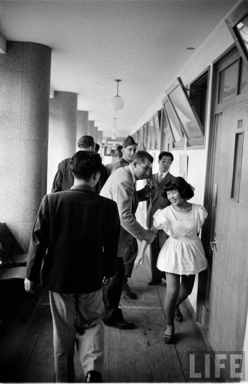 A Look Inside a Tokyo Bath House in 1951 ~ Vintage Everyday