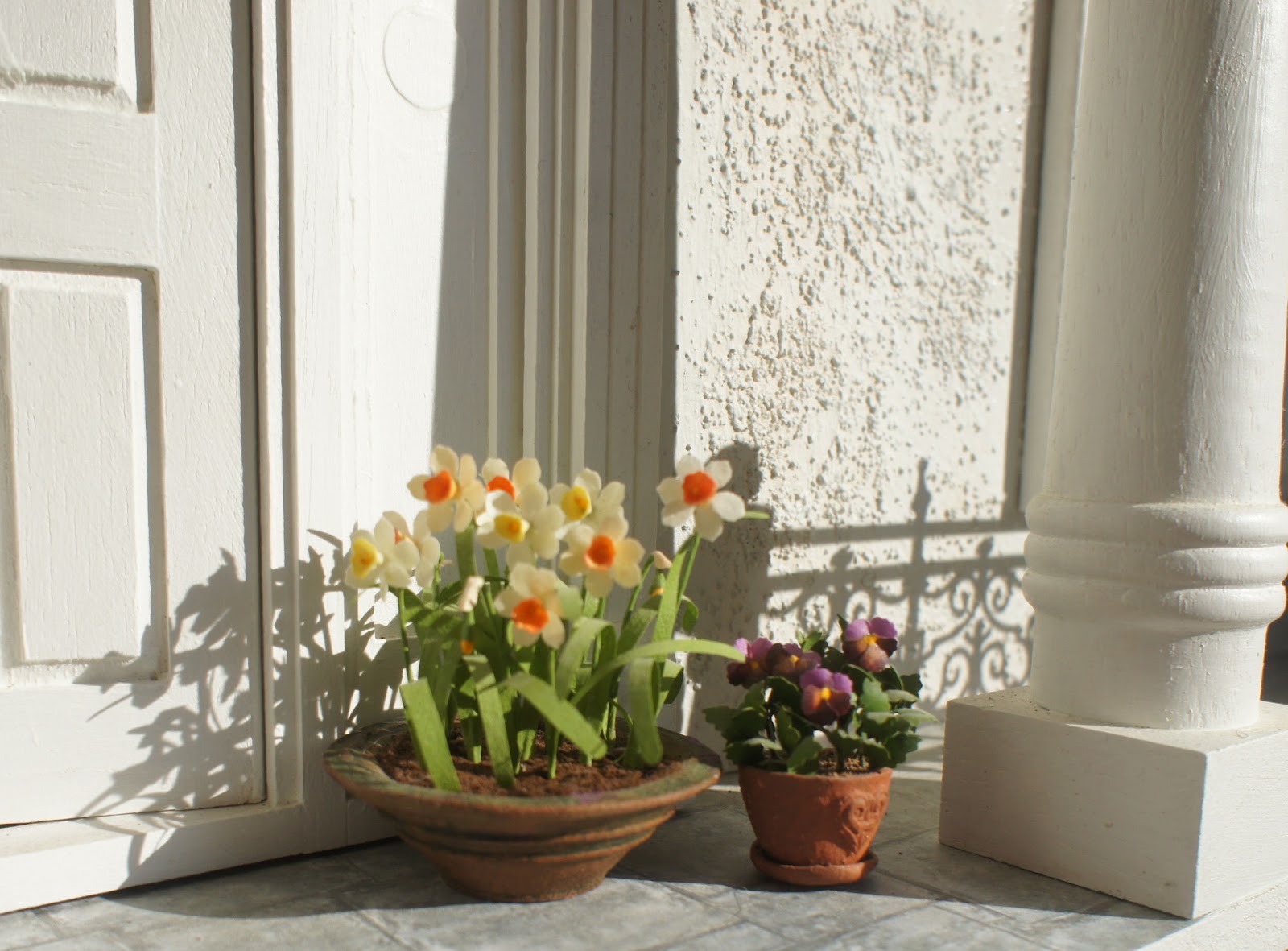 Dollhouse Plants and flowers