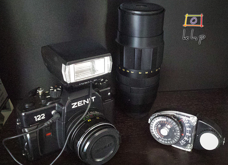 Zenit 122 and its accessories