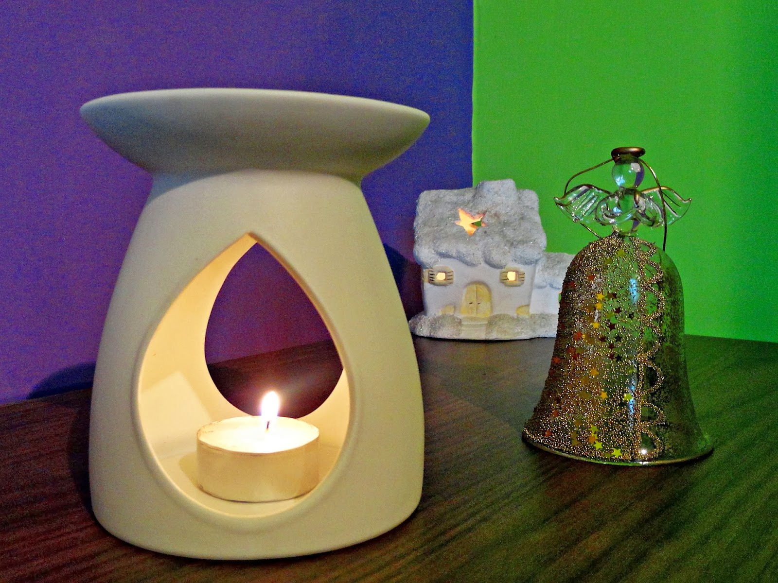 Świąteczne zapachy Kringle Candle Magia Sióstr blog modowy moda