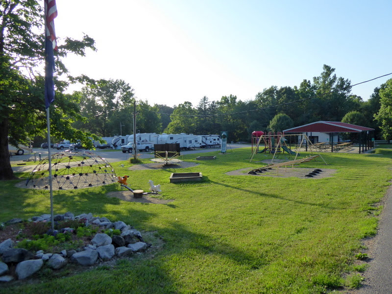 Retired Nomads Lynnville Park Campground Lynnville, Indiana