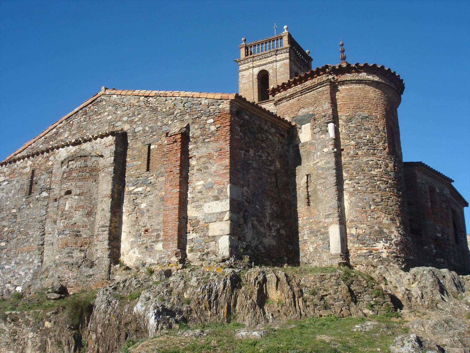 Santa Ana la Real. Senderos y paisajes. Historia de Santa Ana la Real