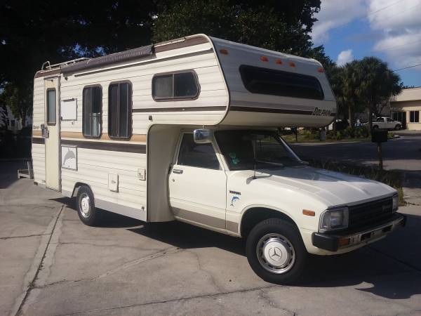 Toyota Dolphin RV Very Good Condition