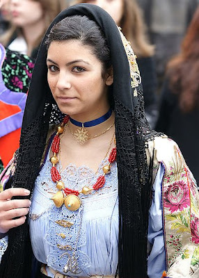 FolkCostume&Embroidery: Overview of Sardinian Costume