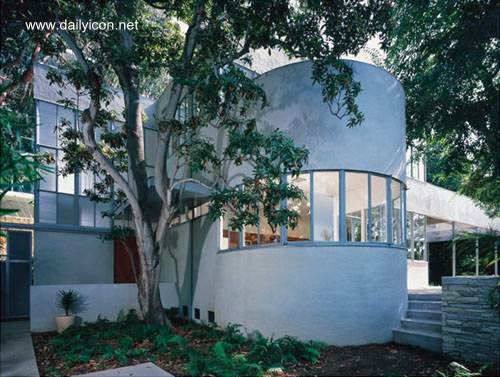 Sten-Frenke House ubicada en las colinas de Santa Monica, California Casa moderna del año 1934 en Estados Unidos diseño de Richard Neutra