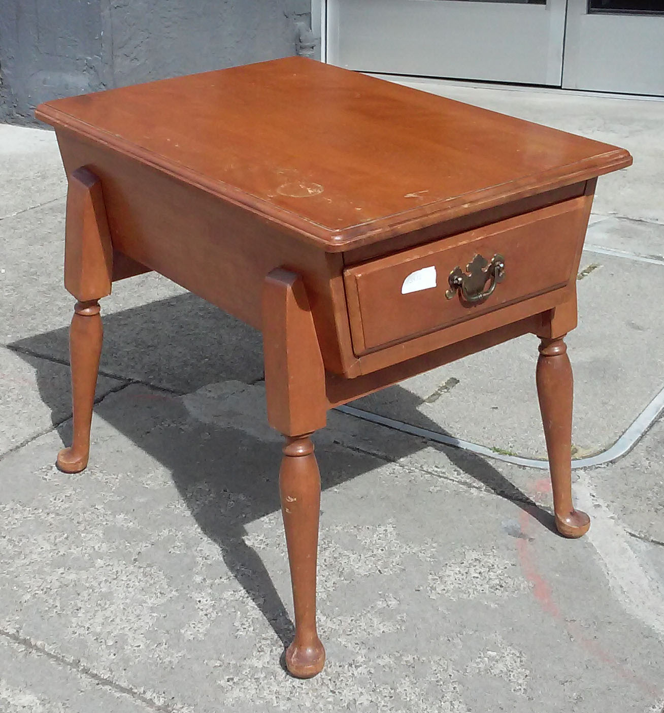 UHURU FURNITURE & COLLECTIBLES SOLD 13556 Colonial Maple 18" Wide End