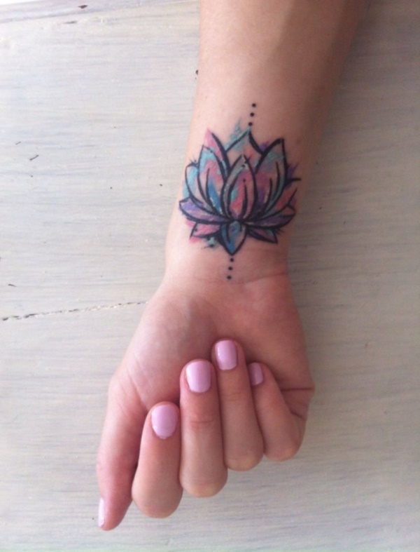Mini tatuagens de flores para as mulheres Mini tatuagens de flores para as mulheres