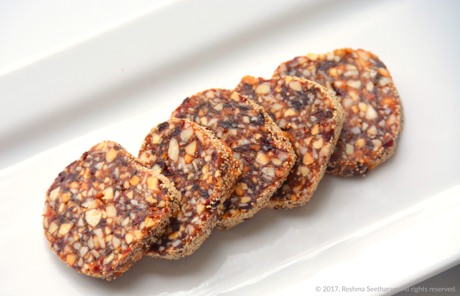 Energy bars Fruit and nut rolls