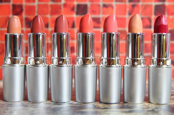 Rekomendasi Lipstik Untuk Bibir Kering Yang Tahan Lama Terbaik Lipstik untuk bibir kering wardah