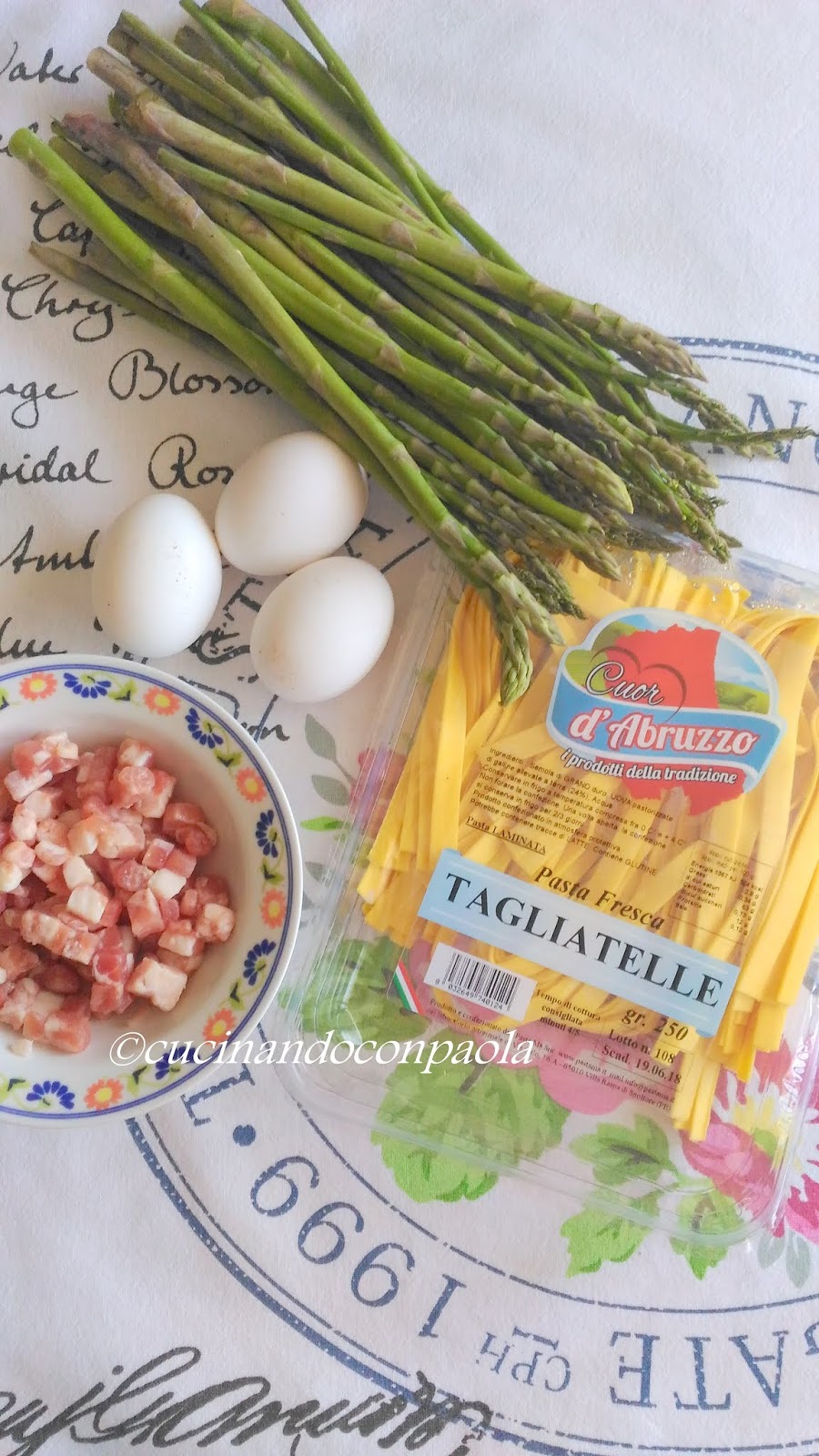 Cucinando con Paola Carbonara di Asparagi e Pancetta