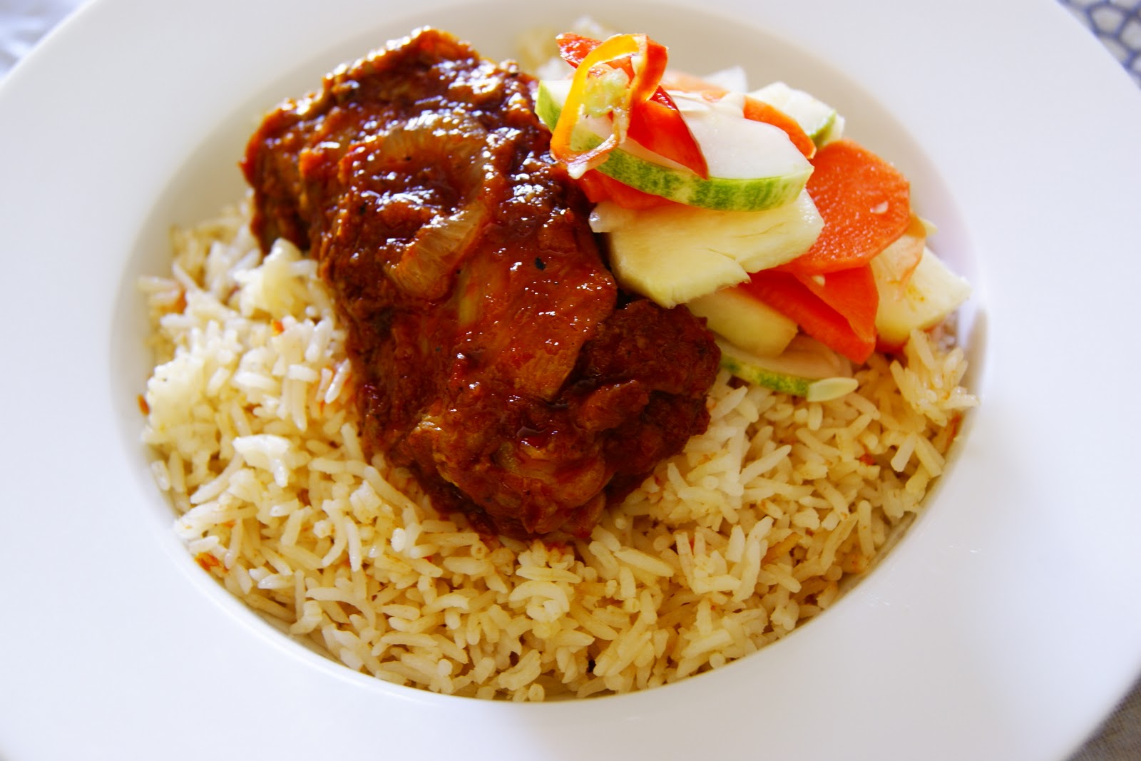 My Very 1st Nasi Tomato + Ayam Masak Merah + Acar | Iceboxrivet