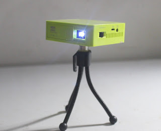 Proyektor Mini LED DPL UNIC 50