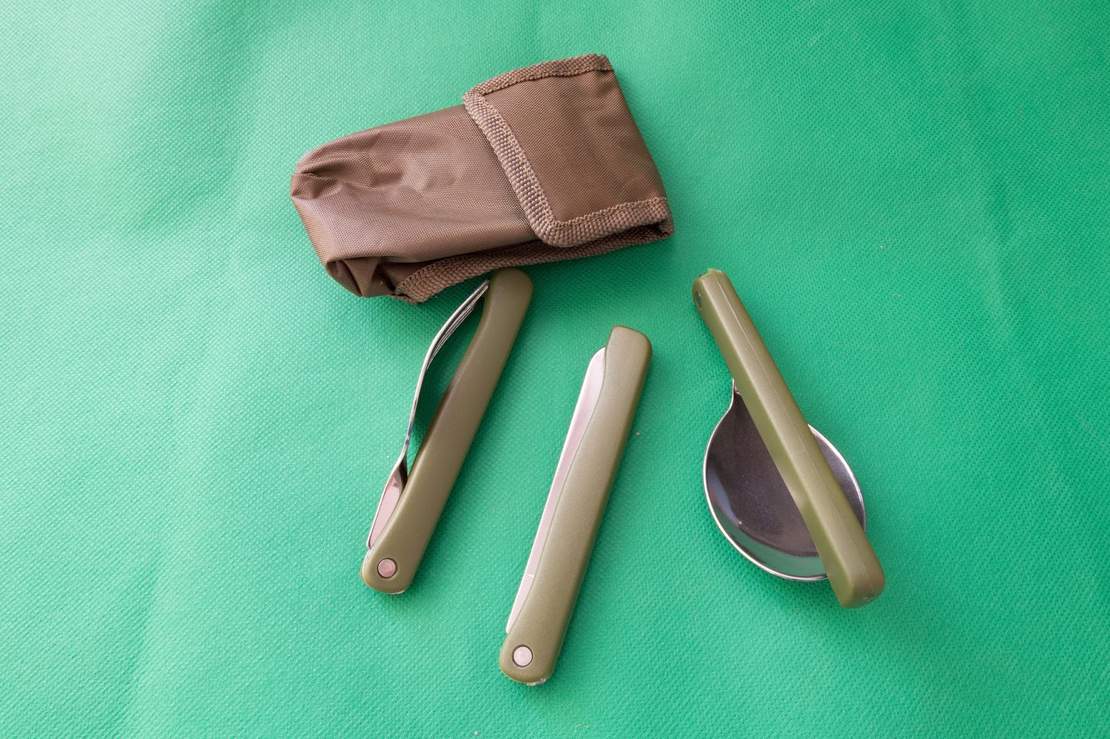 Opening package from Aliexpress Portable Mini Tableware Set from