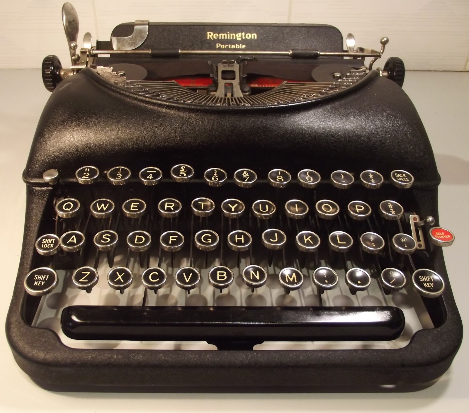 oz.Typewriter Remington 5 RedKeyed SelfStarter Portable Typewriter