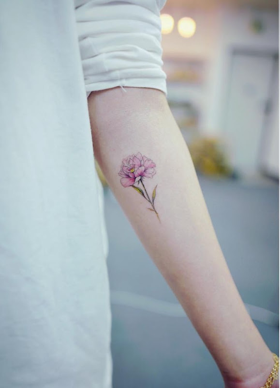 Tatuagens de flores para as mulheres Tatuagens de flores para as mulheres