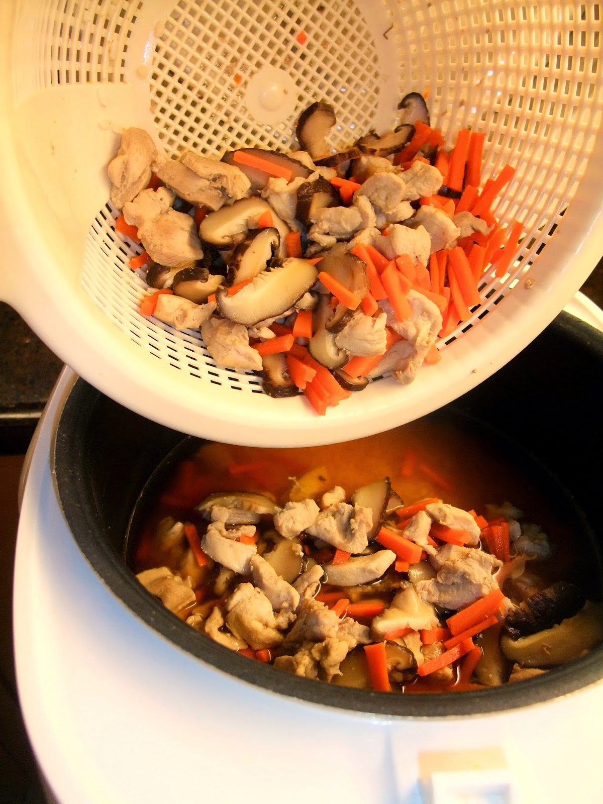 Susan's SavourIt! Rice Cooker Chicken and Shiitake Rice...
