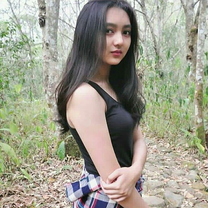 Cerita Seks Ngentot Dengan Abang Perempuanku Yang Tomboy