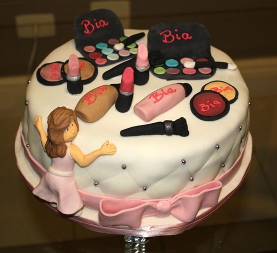 Bolos Decorados Maquiagem  Make up cake, Cake, Party cakes
