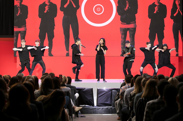 The show featured a Canada 150 themed performance by Mike Tompkins, Daniela Andrade, KRNFX and the Bizzy Boom dance crew.