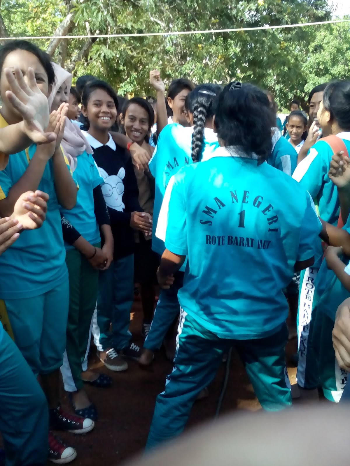 Download Contoh Proposal Class Meeting Terbaru Tentang