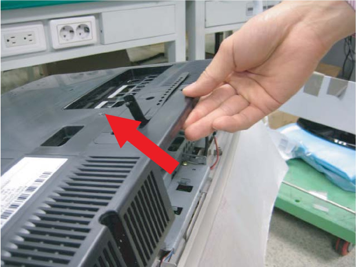 Electro help SAMSUNG LE19R86BD LED TV DISASSEMBLE PROCEDURE