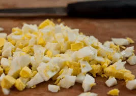 boil-and-chop-eggs