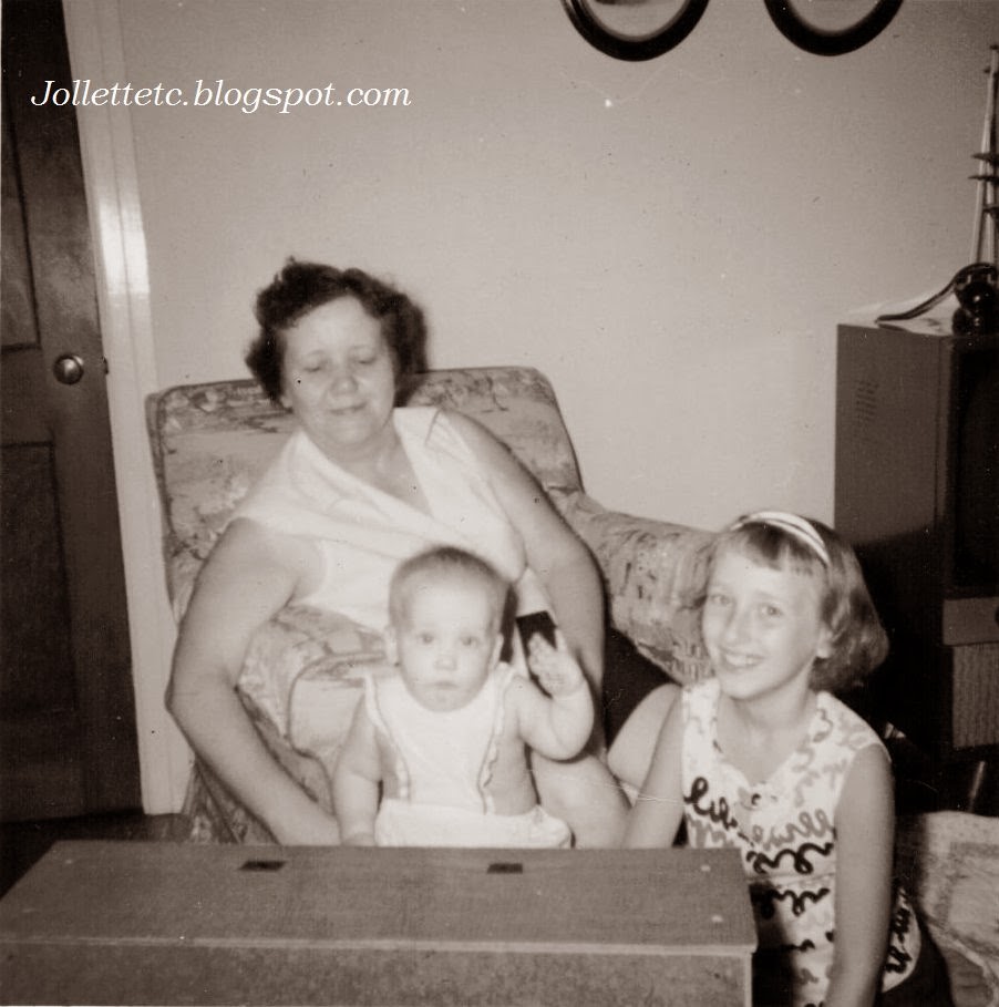 Lucille Davis, Mary Jollette and Wendy Slade Aug 1959