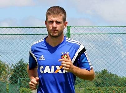 Oficial: Coritiba, se renueva a Matheus Galdezani