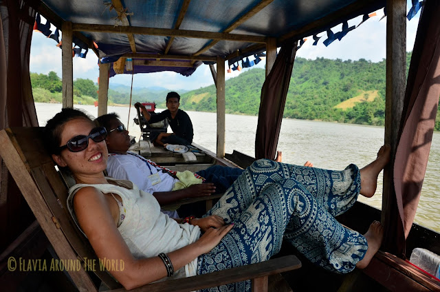 En la barca de regreso a Mrauk U En la barca de regreso a Mrauk U
