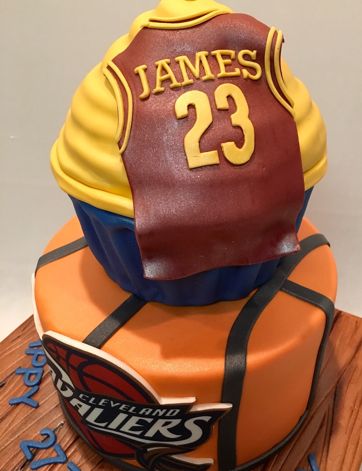 MyMoniCakes Cleveland Cavaliers Lebron cake