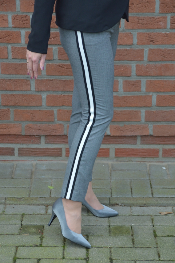 Trend 2018 Hose mit Seitenstreifen Zara Hose mit seitlichem Streifen